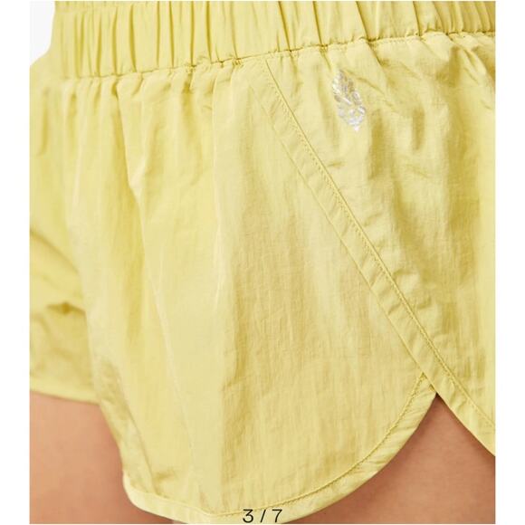 Free People Movement The Way Home Golden Shorts Size Medium - Picture 4 of 9